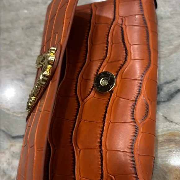 Brown Crocodile Embossed Clutch wallet - Picture 3 of 10